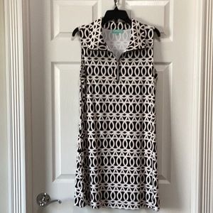 Anthony's Resort Wear flattering sleeveless dress in a lattice print